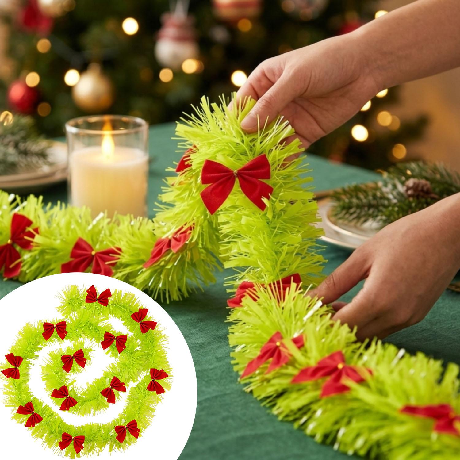 クリスマスライトグリーンのティンセルガーランド、赤いリボン付 - Tinsel Garland Decoration のレビューと価格